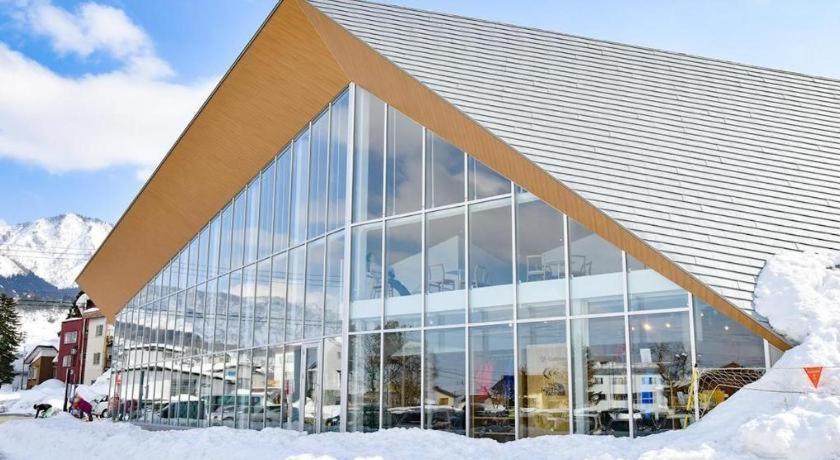 Готель Sports Plaza Shirakaba Токаматі Екстер'єр фото